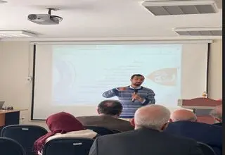 نه بیمارم نه عجیبم؛ فقط دنیا را طور دیگری می‌بینم