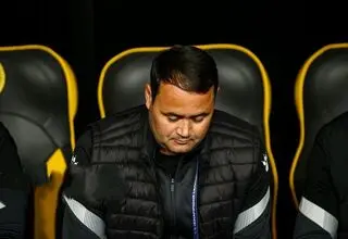 سرمربی آخال: سپاهان باید ممنون داره تیم داوری باشد / داوران یار کمکی سپاهان بودند