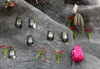 نگارش نمایشنامه‌ای درباره دانش‌آموزان شهید مدرسه شجره طیبه میناب