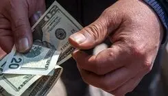  ۱۲۱.۷ میلیون دلار؛ ارزش دادوستد‌های بازار ارز تجاری مرکز مبادله ایران