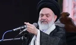 امام جمعه قم: انقلاب را روحانیت نگه داشته حالا می گویند چه فایده ای دارد؟