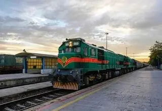تامین ۳۰۰ هزار صندلی قطار برای جابه‌جایی زائران/ نرخ بلیت‌ها افزایش نمی‌یابد