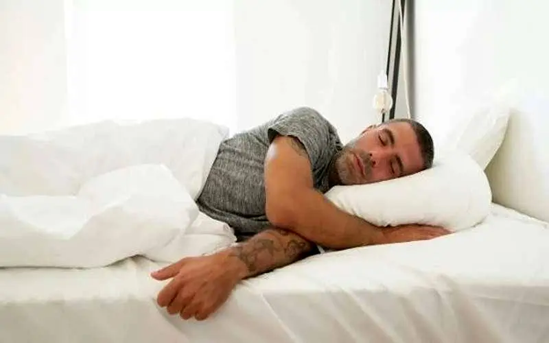 چند ساعت خواب برای بدن ضروری است؟