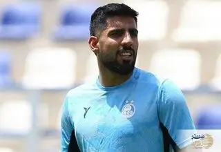 دروازه‌بان استقلال سیاهپوش شد!