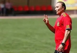 خواسته‌های هواداران پرسپولیس منطقی است/ نباید در باد بردن سپاهان بخوابیم