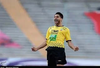 محبی در سپاهان می‌ماند