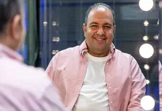 عکس علی اوجی و مادرش