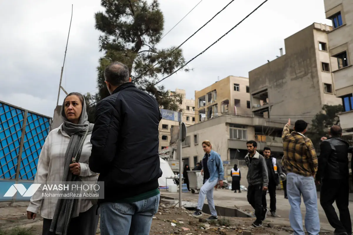 حملات آمریکا و رژیم صهیونیستی به منازل مسکونی در تهران - ۱۱ فروردین