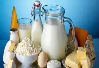 لبنیات از سفره‌ها عقب‌نشینی کرد؛ افت ۱۰ درصدی مصرف در سال جاری