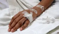 پزشکان تهرانی جان کودک سرطانی را نجات دادند + عکس