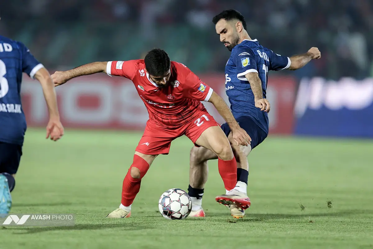 لیگ برتر فوتبال - پرسپولیس و گل‌گهر