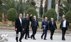 اعضای هیأت دولت در جمع خبرنگاران