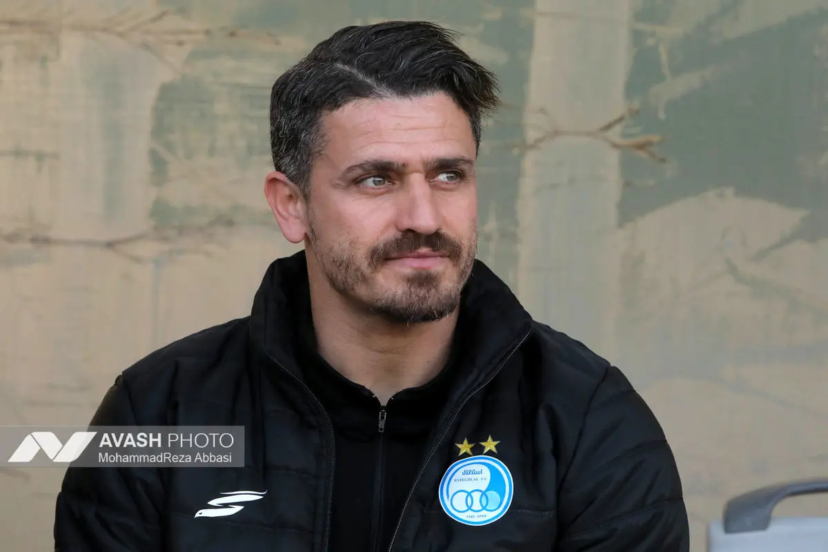 دیدار تیم های فوتبال استقلال تهران و پیکان