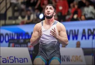 قهرمان المپیک به لیگ کشتی آمریکایی پیوست