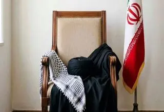 شهادت رهبر انقلاب و جمعی از فرماندهان نیروهای مسلح/ آیت‌الله اعرافی به‌عنوان فقیه شورای نگهبان به شورای رهبری پیوست + فیلم و عکس