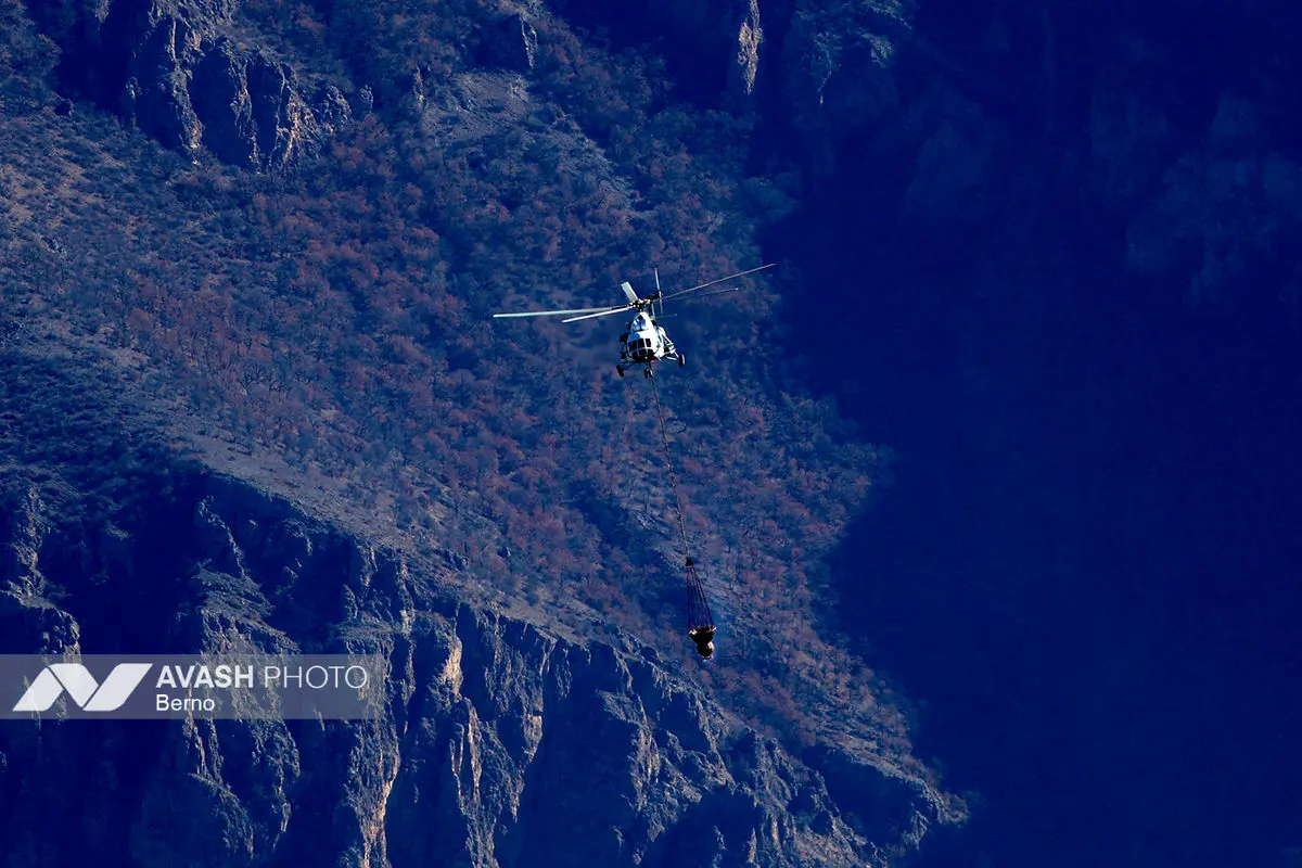 عملیات مهار آتش‌سوزی مناطق کوهستانی روستاهای دلیر و الیت