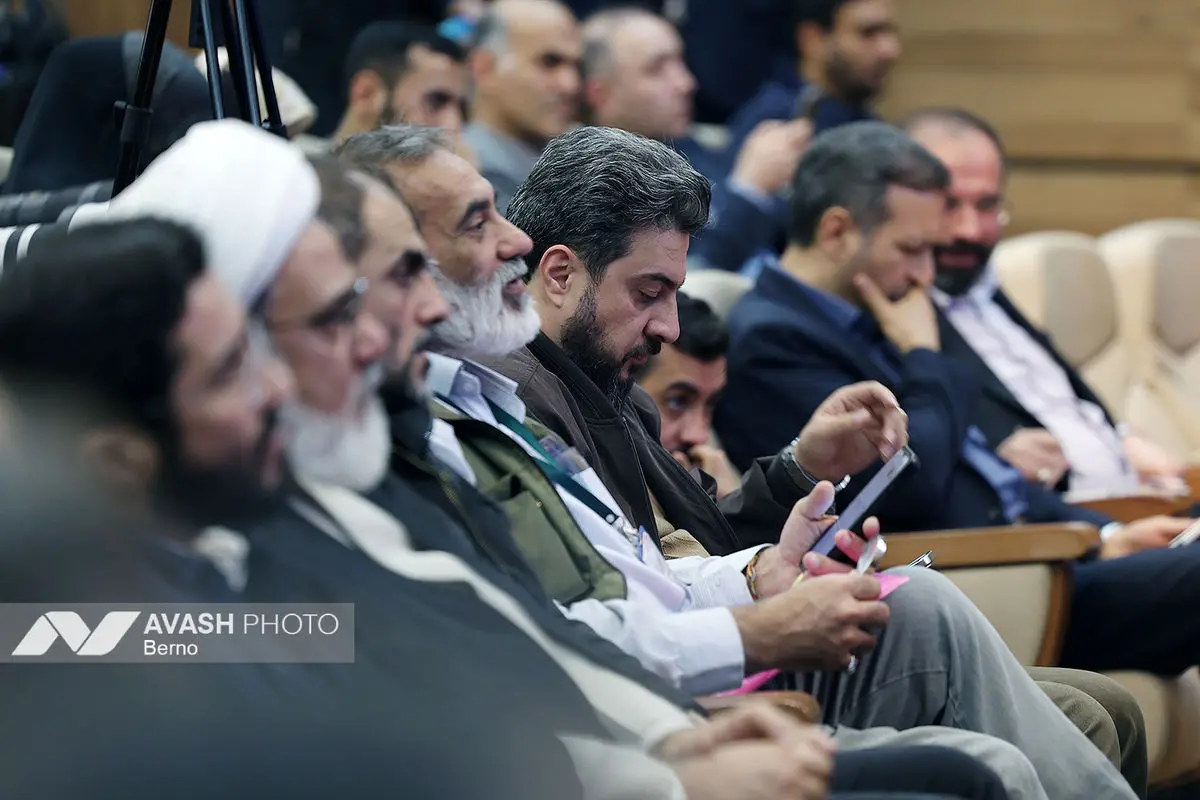 نشست خبری رئیس مجلس شورای اسلامی