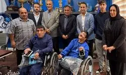 ۲ هوادار متعصب استقلال سورپرایز شدند +عکس