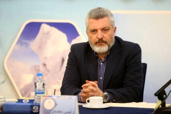 عزیزی‌پور: اسکواش ایران پس از ۱۷ سال غیبت به قهرمانی جهان برمی‌گردد