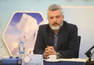 عزیزی‌پور: اسکواش ایران پس از ۱۷ سال غیبت به قهرمانی جهان برمی‌گردد