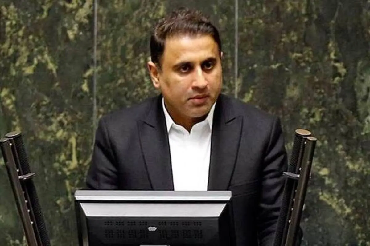  فرماندهان نظامی و دانشمندان هسته‌ای که شهید شدند از گوشی هوشمند استفاده نمی‌کردند/ تمرکز بیش از حد بر محدودسازی فضای مجازی، آدرس غلط دادن است