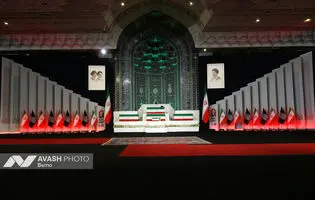 کدام مقامات خارجی برای ادای احترام به رهبر شهید به ایران آمدند؟
