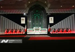 کدام مقامات خارجی برای ادای احترام به رهبر شهید به ایران آمدند؟