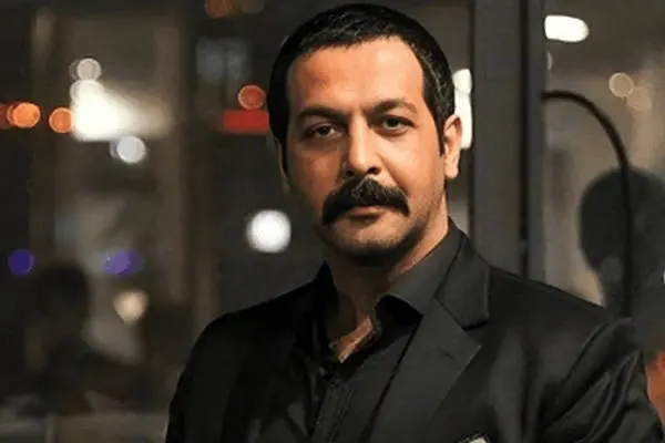 کامران تفتی با «کازابلانکا» روی صحنه تئاتر شهر است