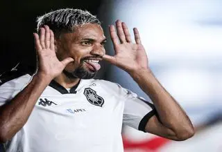 متئوس کاستا؛ هندوانه در بسته 50 هزار دلاری مس