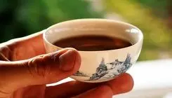 چرا گرم‌کردن دوباره چای اشتباه است؟