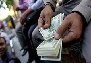 رکود در چهارراه استانبول؛ قیمت ارز و طلا یخ زد