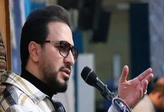 حامد شاکرنژاد: از محفل حمایت می‌شود اما برای قرآن هر کاری بشود باز هم کم است