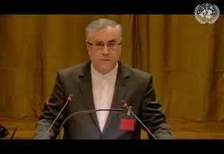 ملاقات سفیر ایران در انگلیس با تبعه ایرانی در زندان