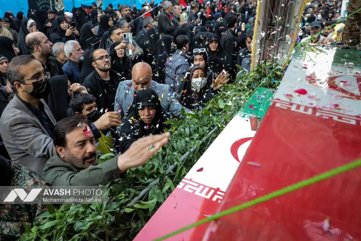 مراسم تشییع پیکرهای ۱۰۰ شهید گمنام - تهران