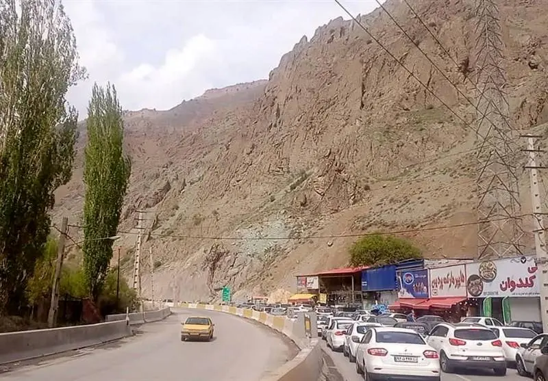 ترافیک سنگین در برخی آزادراهها