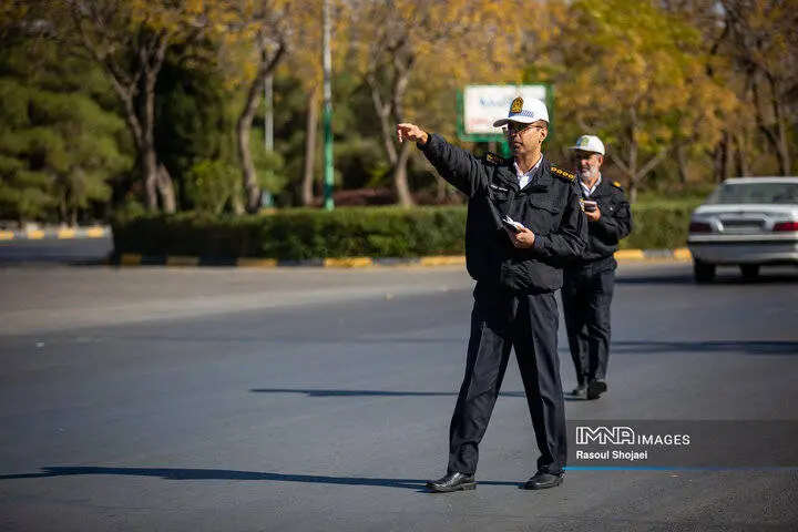 برخورد قاطع پلیس اهواز با خودروهای هنجارشکن در آخر هفته