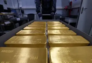 افزایش ذخایر طلای بانک مرکزی در راستای اتخاذ برنامه‌های راهبردی است