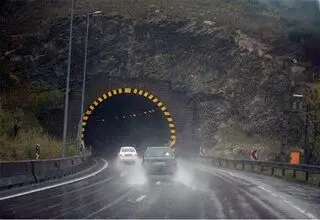 جاده چالوس و آزادراه تهران ـ شمال به دلیل شرایط جوی نامساعد از ساعت ۱۷ مسدود می شود