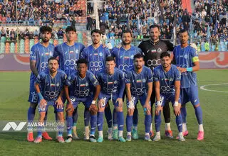 پنجره نقل‌ و انتقالاتی استقلال بسته شد