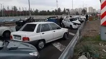 تصادف ۱۱ خودرو در اتوبان تهران-پردیس
