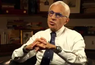 «آتابای» درگذشت