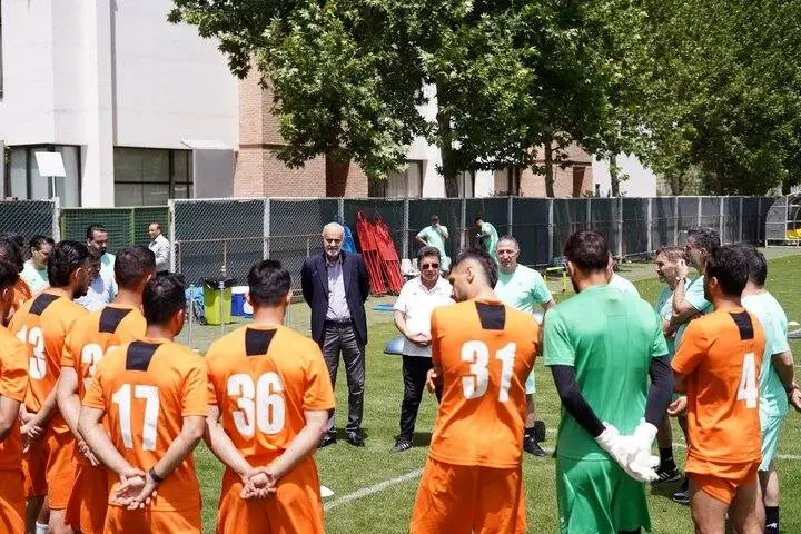 قلعه نویی در ارتفاع ذرهبین گذاشت؛ چهار بازیکن آمدند