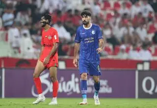 شکست استقلال برابر شباب الاهلی با درخشش سردار آزمون