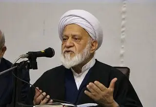 مصباحی مقدم به پزشکیان: چرا سرمایه‌گذار خارجی باید ۲۴ ماه معطل شود؟