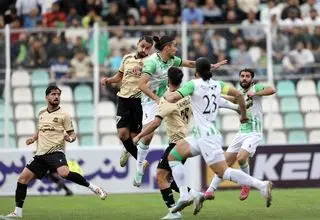 خیبر و شمس آذر، یک پله استقلال را پایین انداختند
