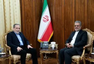 دیدار سفیر جمهوری اسلامی ایران در ونزوئلا با وزیر امور خارجه