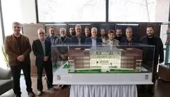 ساخت ساختمان فدراسیون فوتبال با 2 کارگر!