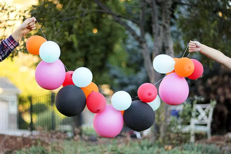 هزینه یک جشن تولد ساده خانوادگی چقدر است؟