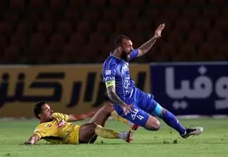 چشمی ناجی آدان شد، استقلال به صدر رفت/ استقلال فجر سپاسی را در خانه برد