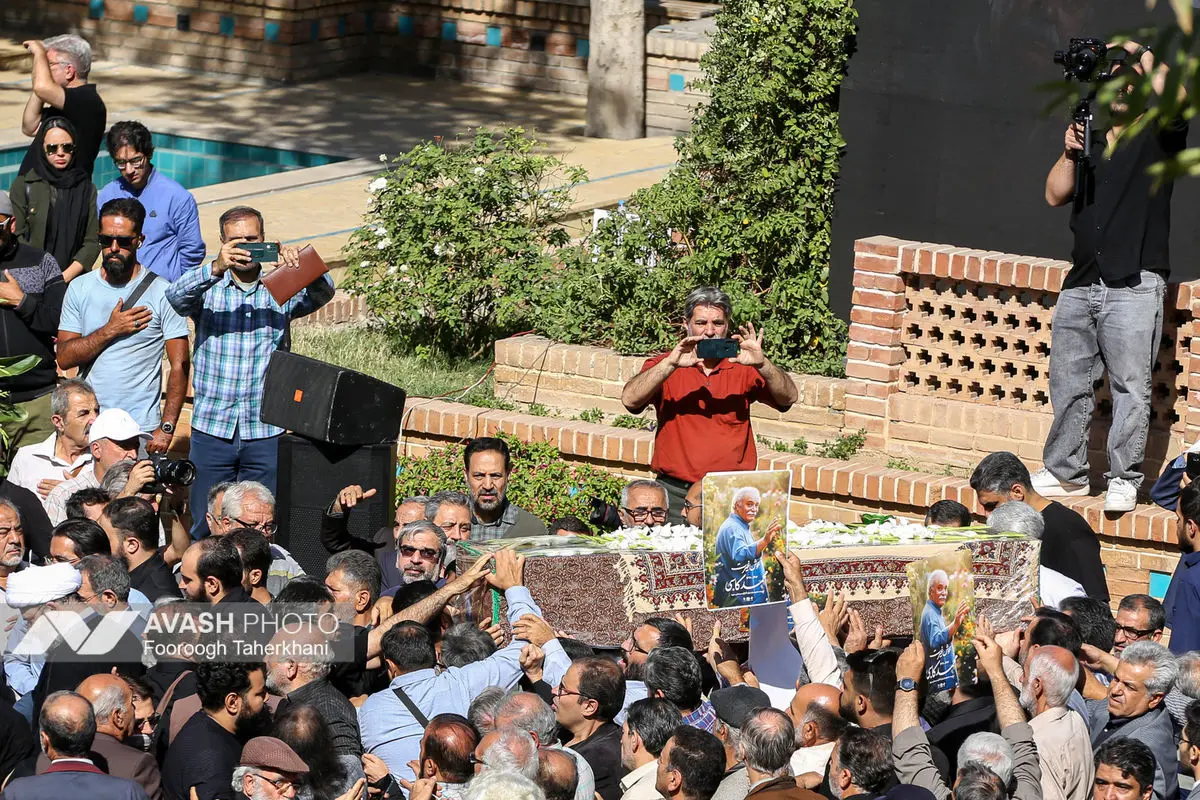 تشییع پیکر محمد کاسبی